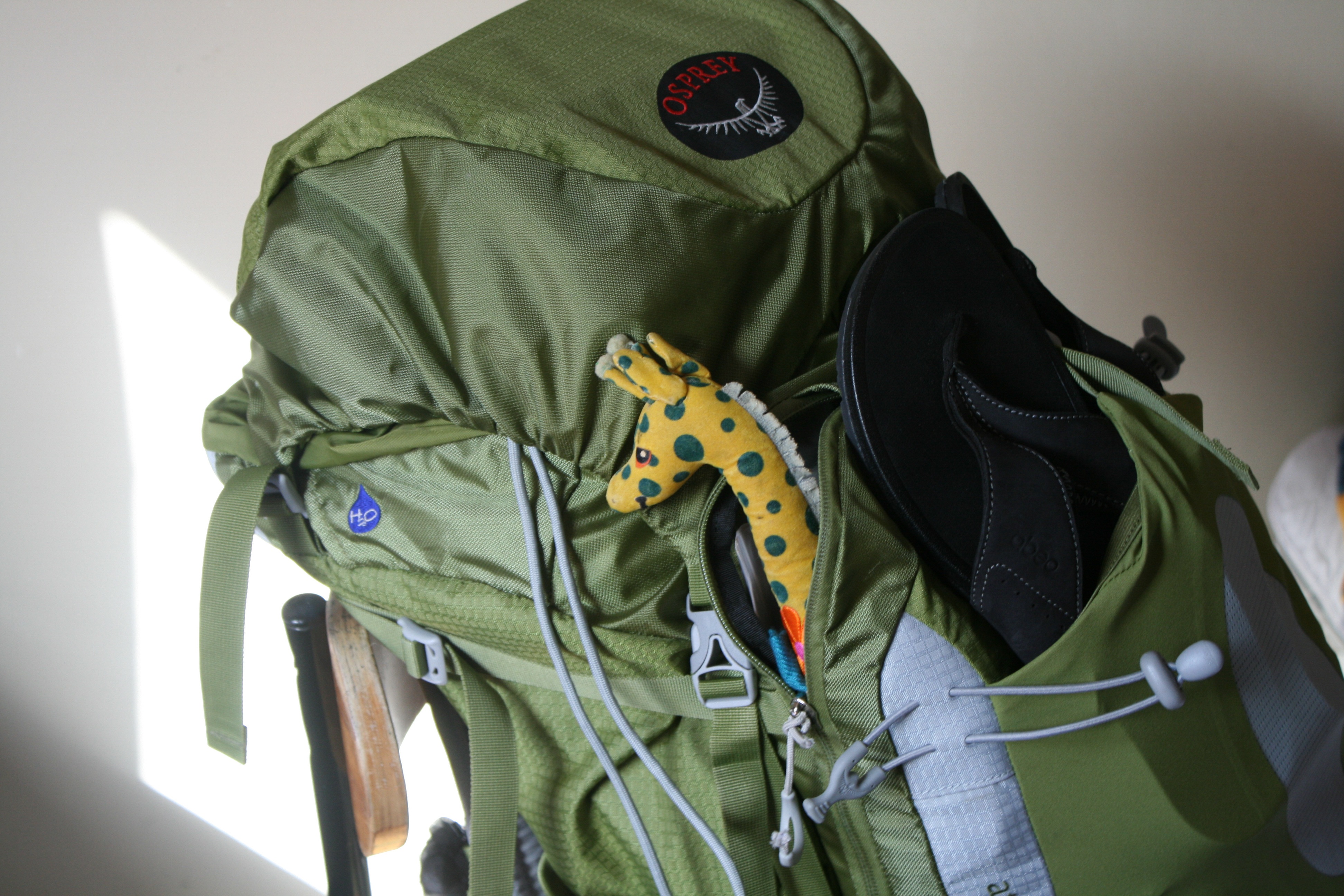 5-tips-on-how-to-pack-clothes-in-a-backpack